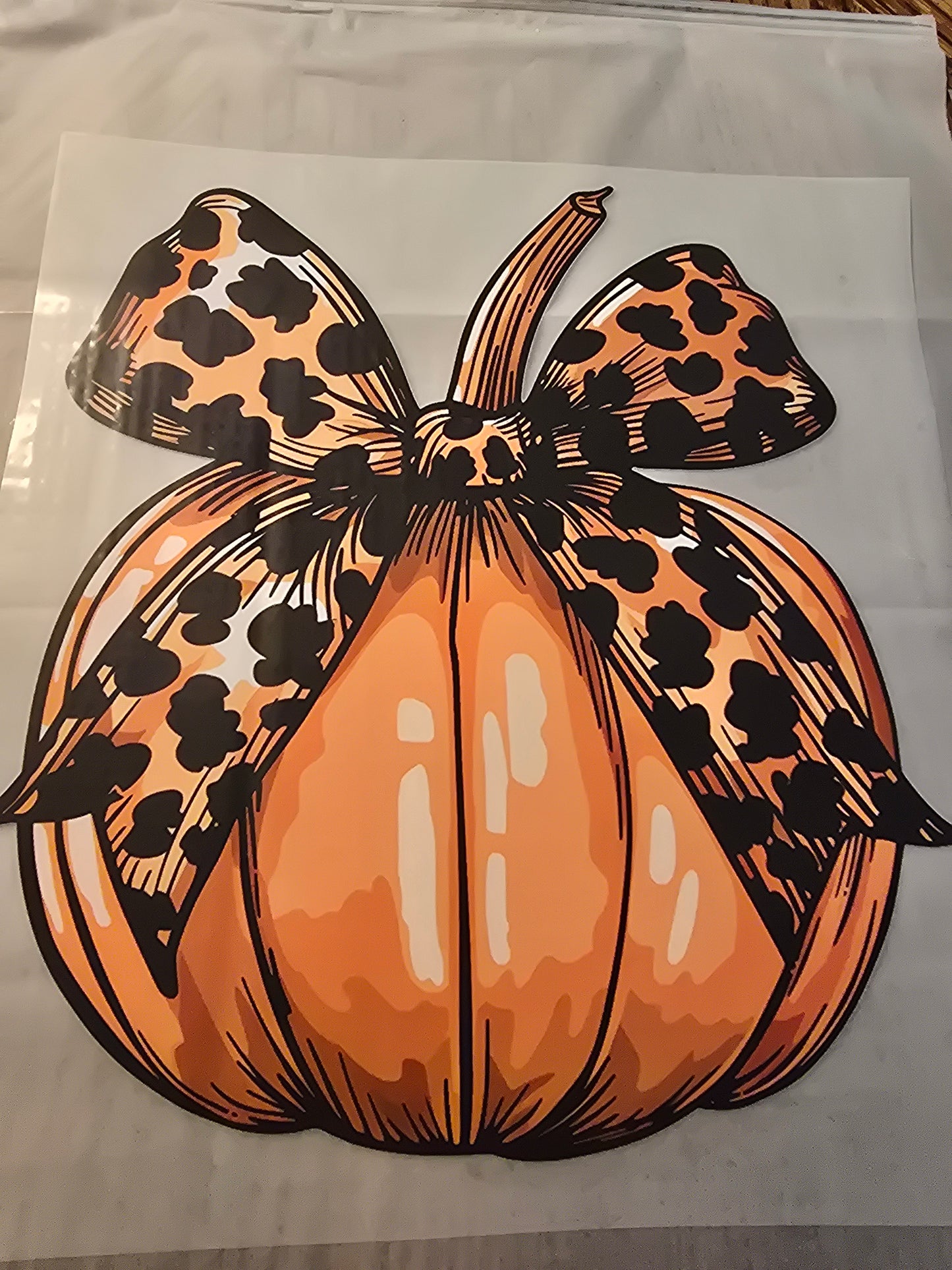 Orange Pumpkin With Bow Design
