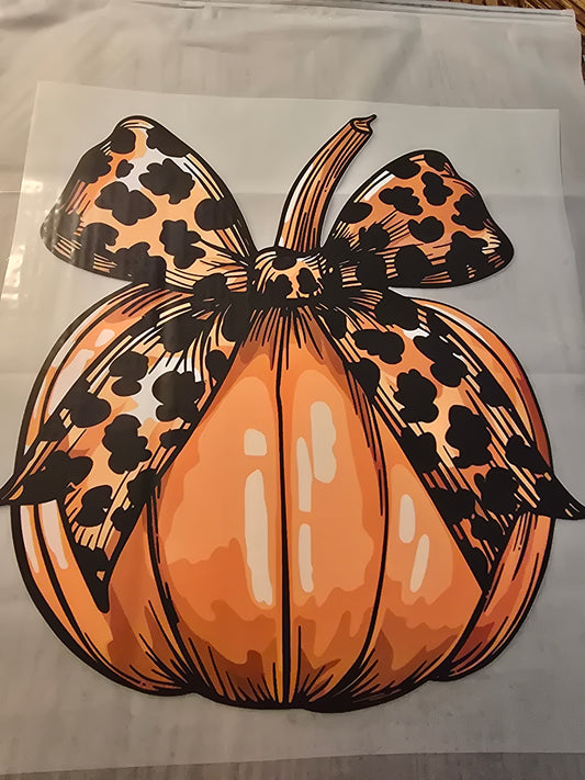 Orange Pumpkin With Bow Design